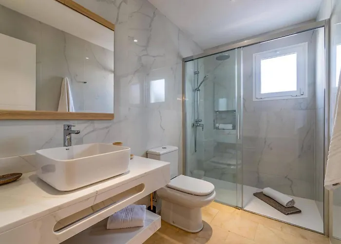 Valeria By فيلة بلايا بلانكا